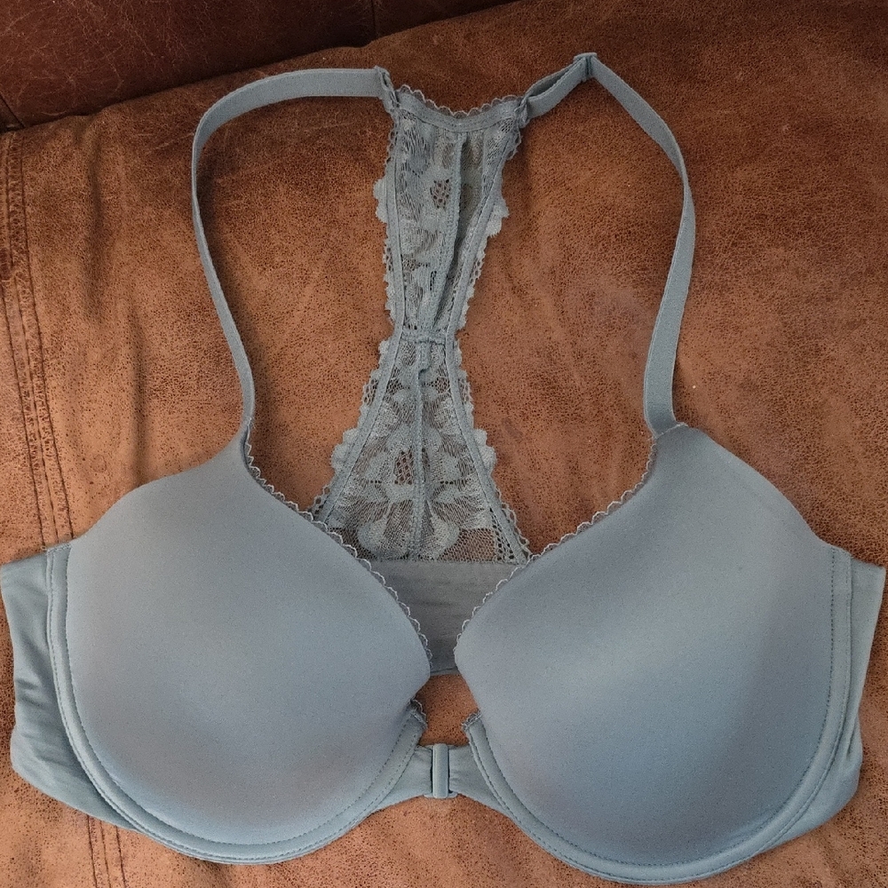 Victoria's Secret Soft Blue Lace Bra